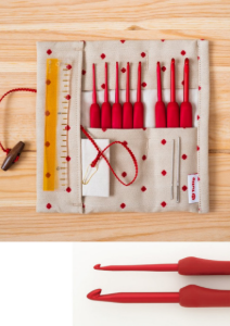 ETIMO Red Crochet Hook with Cushion Grip Set [에티모 레드 코바늘 세트]